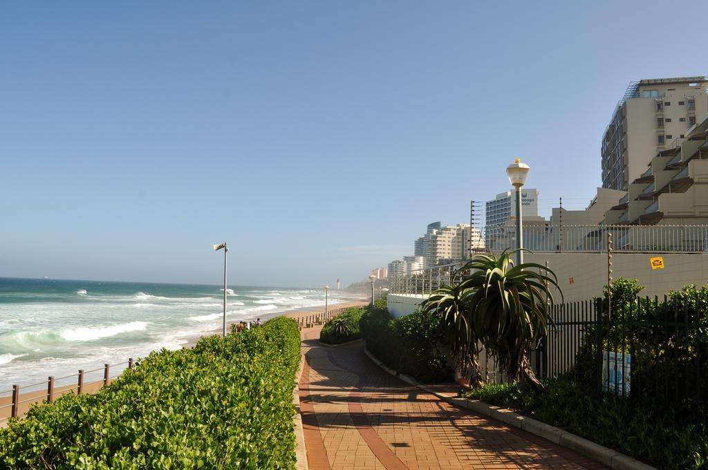 802 The Bermudas - By Stay In Umhlanga Дурбан Номер фото
